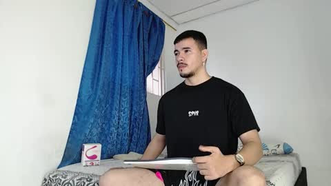 Juan David online show from 10.17.25