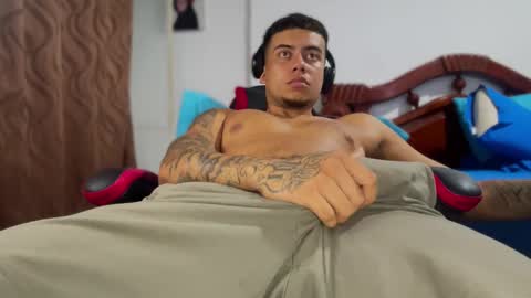 Onlyfans  Twitter  online show from 11.29.25