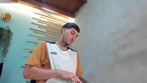 Jharol  online show from 09.20.25