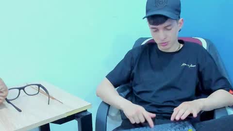 Jheampiero online show from 12.04.25