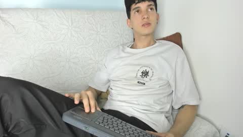 Jheampiero online show from 02.23.26