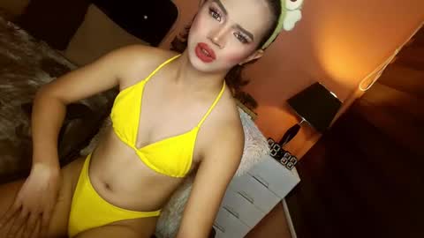 Snapshot of jhenagoddess chatting on 10.30.25 JHENA online show from 10.30.25