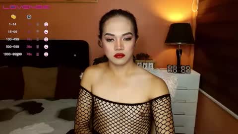 Snapshot of jhenagoddess chatting on 11.20.25 JHENA online show from 11.20.25