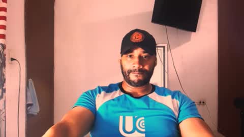 En moreno online show from 12.21.25