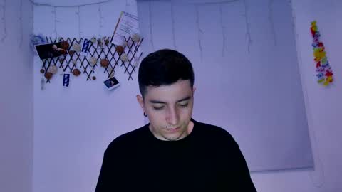 Jhoan Saenz online show from 01.25.25