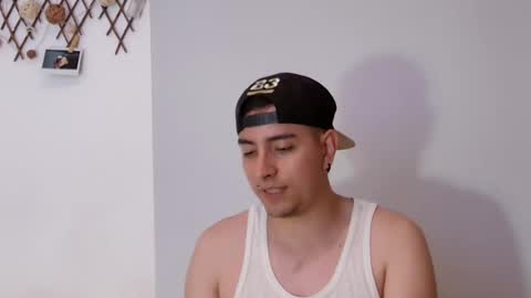 Jhoan Saenz online show from 03.12.25