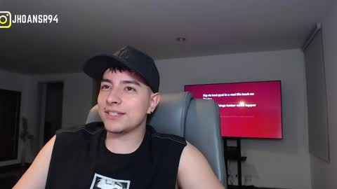 Snapshot of jhoan_saenz chatting on 04.11.26 Jhoan Saenz online show from 04.11.26