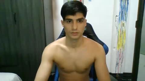 Snapshot of jhon_2000s chatting on 03.02.25 jhon online show from 03.02.25