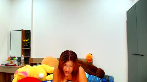 Snapshot of jhon_gade chatting on 05.10.26 jhon_gade online show from 05.10.26