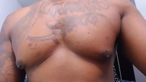 Jhon Tomson online show from 10.22.25