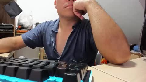 jhonatan_morales_s online show from 11.21.25