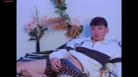 Snapshot of jhonn_anderson chatting on 11.28.25 jhonn_anderson online show from 11.28.25