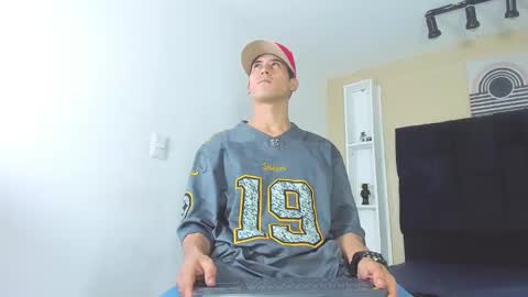 Jhon online show from 01.04.25