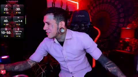 Snapshot of jhonny_ackerman chatting on 09.28.25 jhonny_ackerman online show from 09.28.25