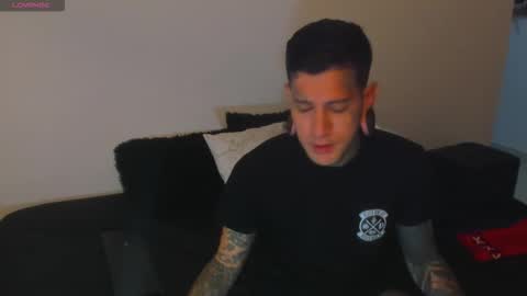 Snapshot of jhonny_ackerman chatting on 10.14.25 jhonny_ackerman online show from 10.14.25