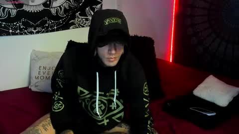 Snapshot of jhonny_ackerman chatting on 11.10.25 jhonny_ackerman online show from 11.10.25