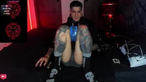 Snapshot of jhonny_ackerman chatting on 11.29.25 jhonny_ackerman online show from 11.29.25