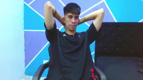 Snapshot of jhony_sex3 chatting on 12.04.24 jhony_sex3 online show from 12.04.24