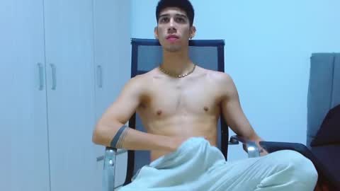 Snapshot of jhony_sex3 chatting on 09.11.25 jhony_sex3 online show from 09.11.25