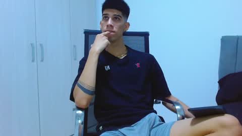 Snapshot of jhony_sex3 chatting on 09.20.25 jhony_sex3 online show from 09.20.25