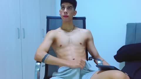 Snapshot of jhony_sex3 chatting on 09.26.25 jhony_sex3 online show from 09.26.25