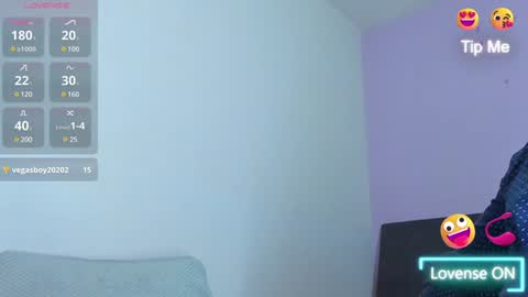 Jhony Alzate online show from 12.18.24