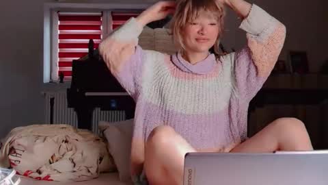 Snapshot of jhopeftw chatting on 02.23.26 Anya online show from 02.23.26