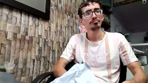 Jhosuamoore  online show from 03.04.26