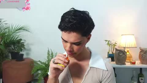 Jhuan Nhez online show from 03.02.26