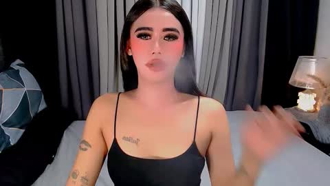 Snapshot of jhuliana_and_charles_room chatting on 12.02.25 jhuliana_and_charles_room online show from 12.02.25