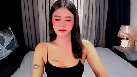 Snapshot of jhuliana_and_charles_room chatting on 12.04.25 jhuliana_and_charles_room online show from 12.04.25