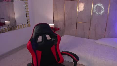 Jiggly online show from 05.21.26