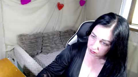 Snapshot of jill_stevens chatting on 06.07.26 Jill online show from 06.07.26