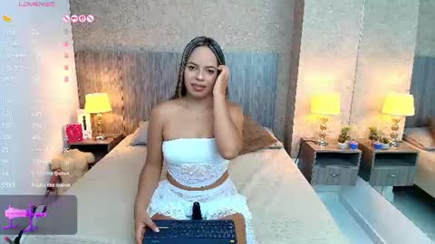 Snapshot of jimena_salazar chatting on 07.11.26 Jimena Salazar online show from 07.11.26