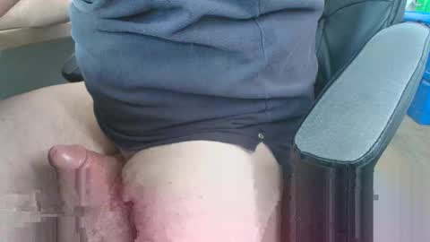 Snapshot of jimkavpooau chatting on 11.24.25 Jimbrownsa online show from 11.24.25