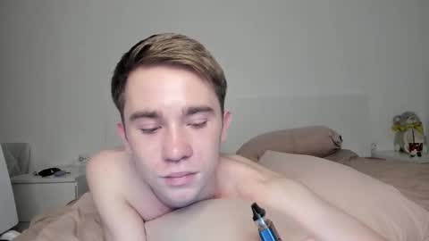 Snapshot of jimyti_bad_boy chatting on 01.24.25 jimyti_bad_boy online show from 01.24.25