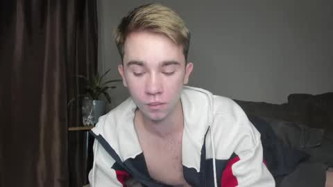 Snapshot of jimyti_bad_boy chatting on 10.25.25 jimyti_bad_boy online show from 10.25.25