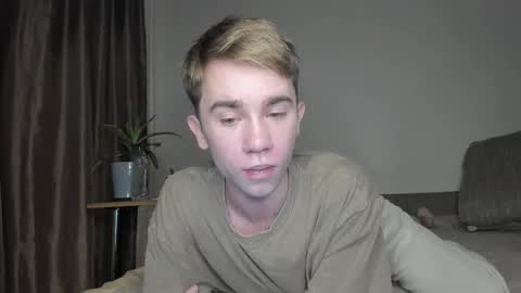 Snapshot of jimyti_bad_boy chatting on 10.30.25 jimyti_bad_boy online show from 10.30.25