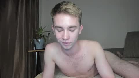 Snapshot of jimyti_bad_boy chatting on 11.16.25 jimyti_bad_boy online show from 11.16.25