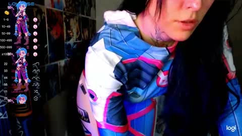 Snapshot of jinx_25 chatting on 01.15.25 Jinx online show from 01.15.25