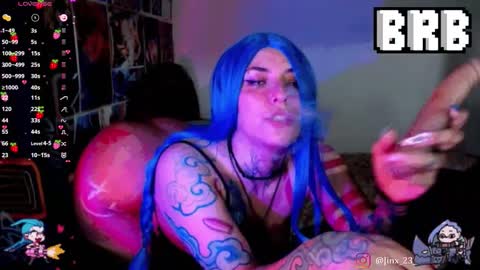 Snapshot of jinx_25 chatting on 09.29.25 Jinx online show from 09.29.25