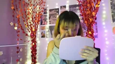 Snapshot of jinxxx_08 chatting on 02.21.26 Minaa online show from 02.21.26