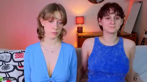 Hey Guys We are Julia ginger  Tina brunette online show from 11.22.25