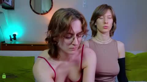 Hey Guys We are Julia ginger  Tina brunette online show from 04.25.26