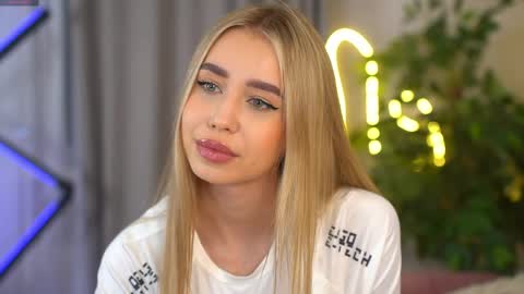 Jenny online show from 04.05.26