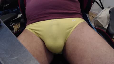 Snapshot of jlouis759 chatting on 09.29.25 jlouis759 online show from 09.29.25