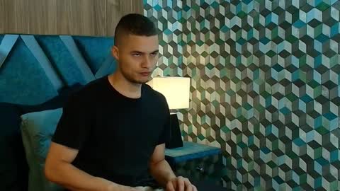Snapshot of joaho_fernandez chatting on 04.27.26 Joao online show from 04.27.26