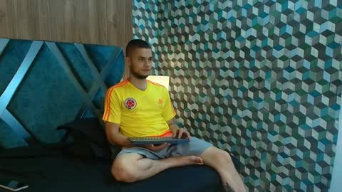 Snapshot of joaho_fernandez chatting on 05.13.26 Joao online show from 05.13.26