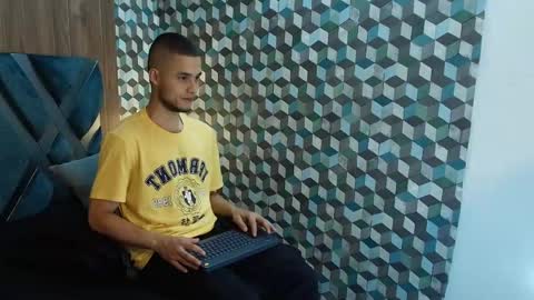 Snapshot of joaho_fernandez chatting on 05.17.26 Joao online show from 05.17.26