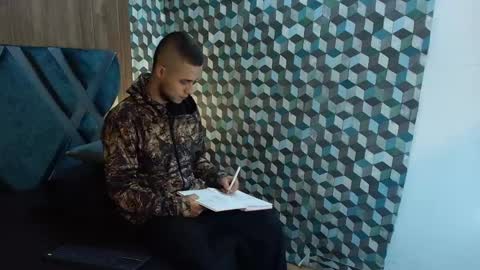Snapshot of joaho_fernandez chatting on 05.18.26 Joao online show from 05.18.26